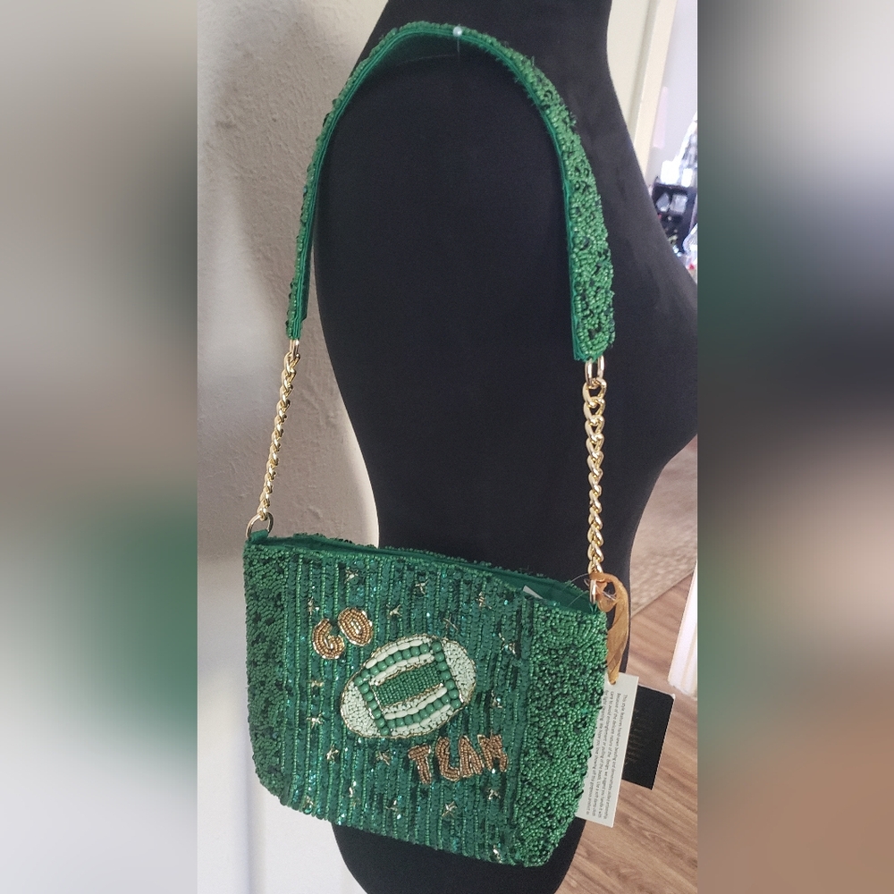 Elegant Green Beaded Shoulder Bag